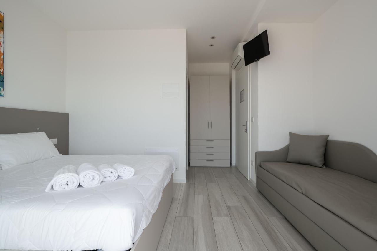 Hotel Boston 3 Stelle Superior Frontemare リド・ディ・イエゾロ エクステリア 写真